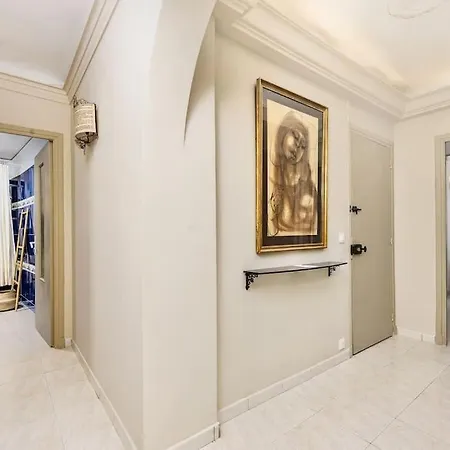 Belle Epoque Apartment *